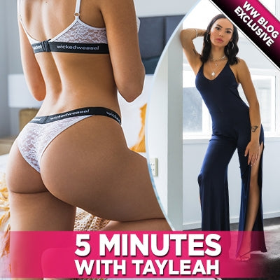 Hangout With Sexy Tayleah